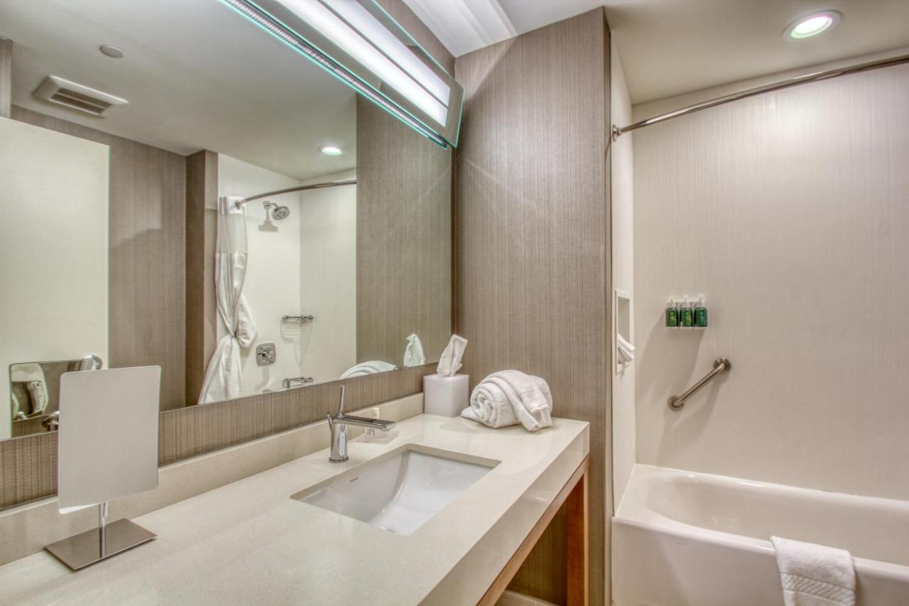 Courtyard By Marriott